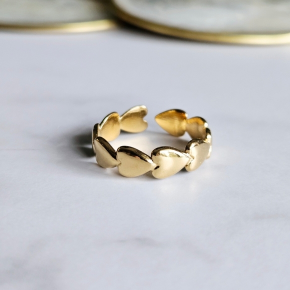 🌷 18K PVD Gold Plated Stainless Steel Adjustable Heart Ring - Picture 1 of 5